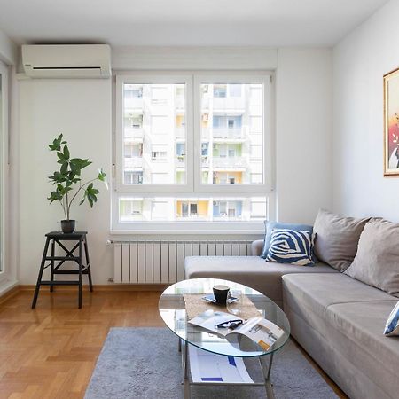 דירות זאגרב Sunny 1Bdr With Balcony & Parking מראה חיצוני תמונה
