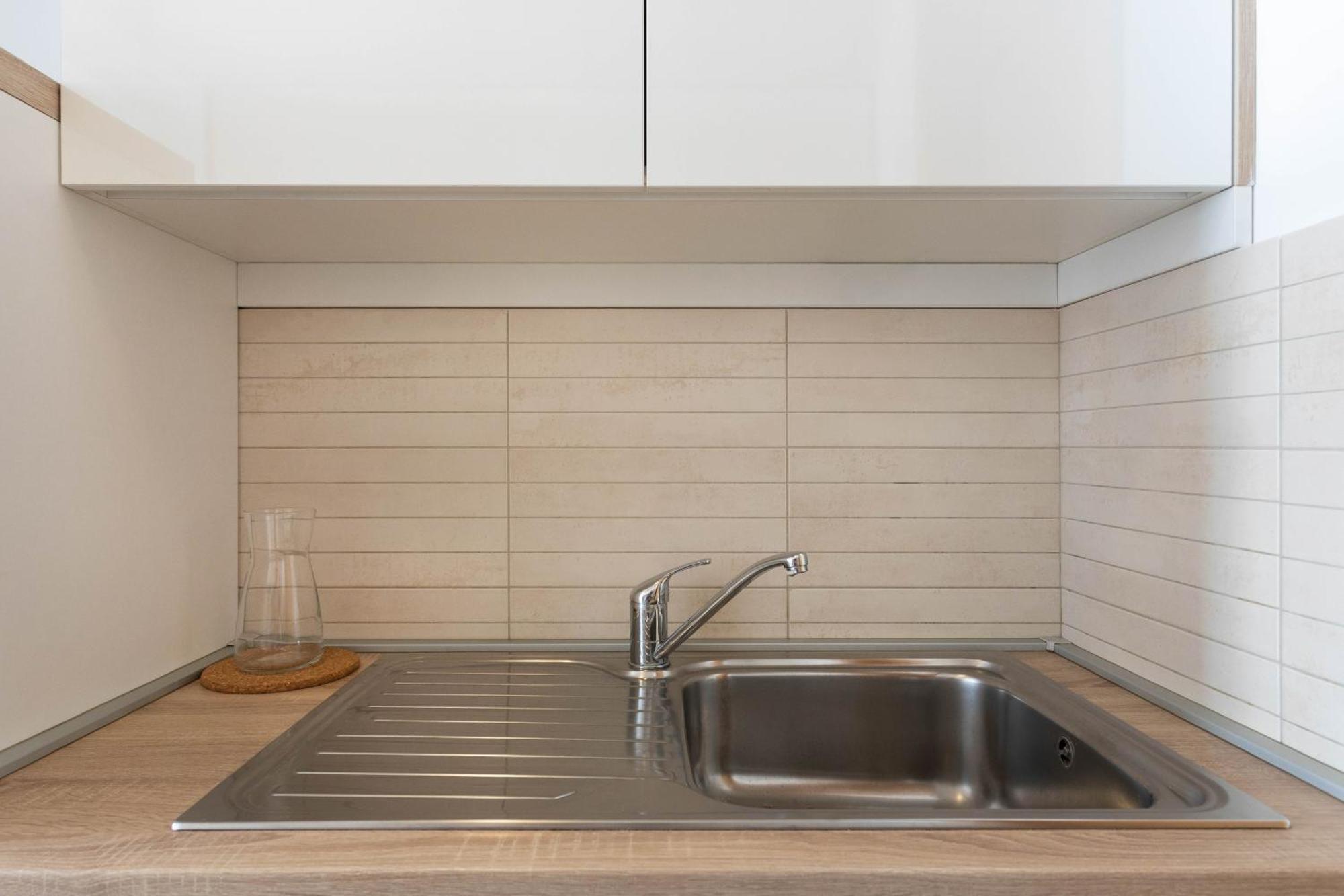 דירות זאגרב Sunny 1Bdr With Balcony & Parking מראה חיצוני תמונה