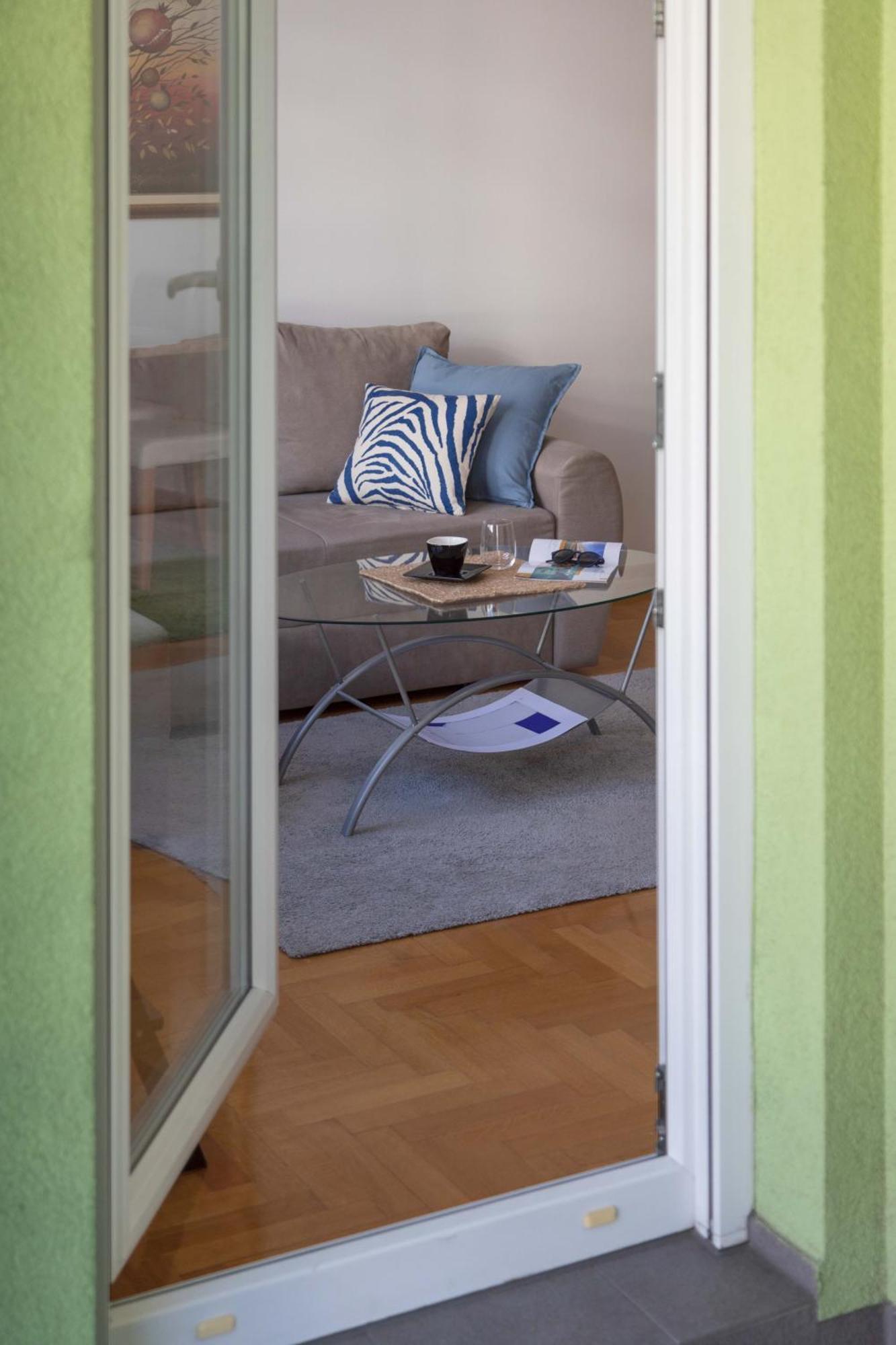 דירות זאגרב Sunny 1Bdr With Balcony & Parking מראה חיצוני תמונה