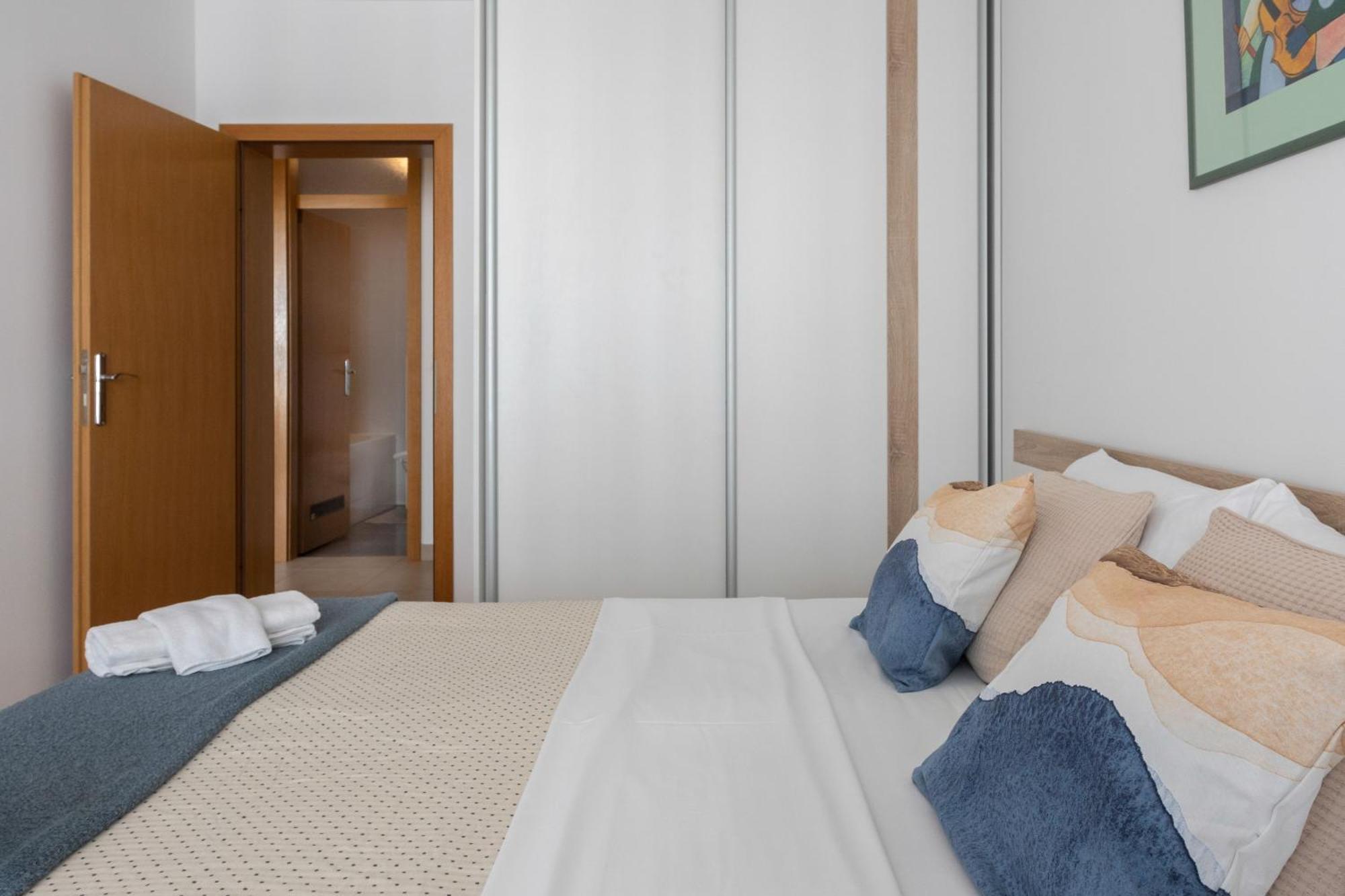דירות זאגרב Sunny 1Bdr With Balcony & Parking מראה חיצוני תמונה