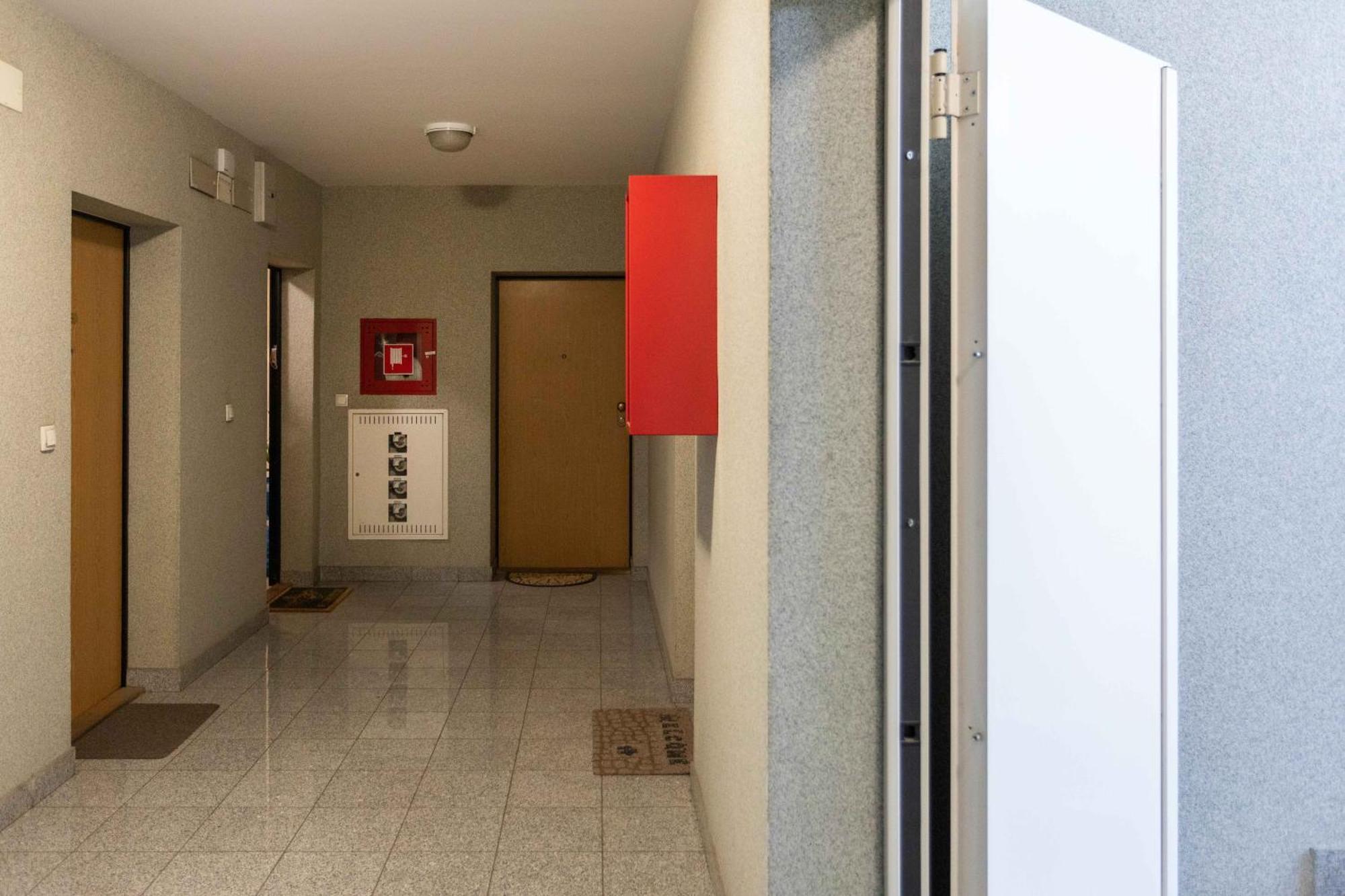 דירות זאגרב Sunny 1Bdr With Balcony & Parking מראה חיצוני תמונה