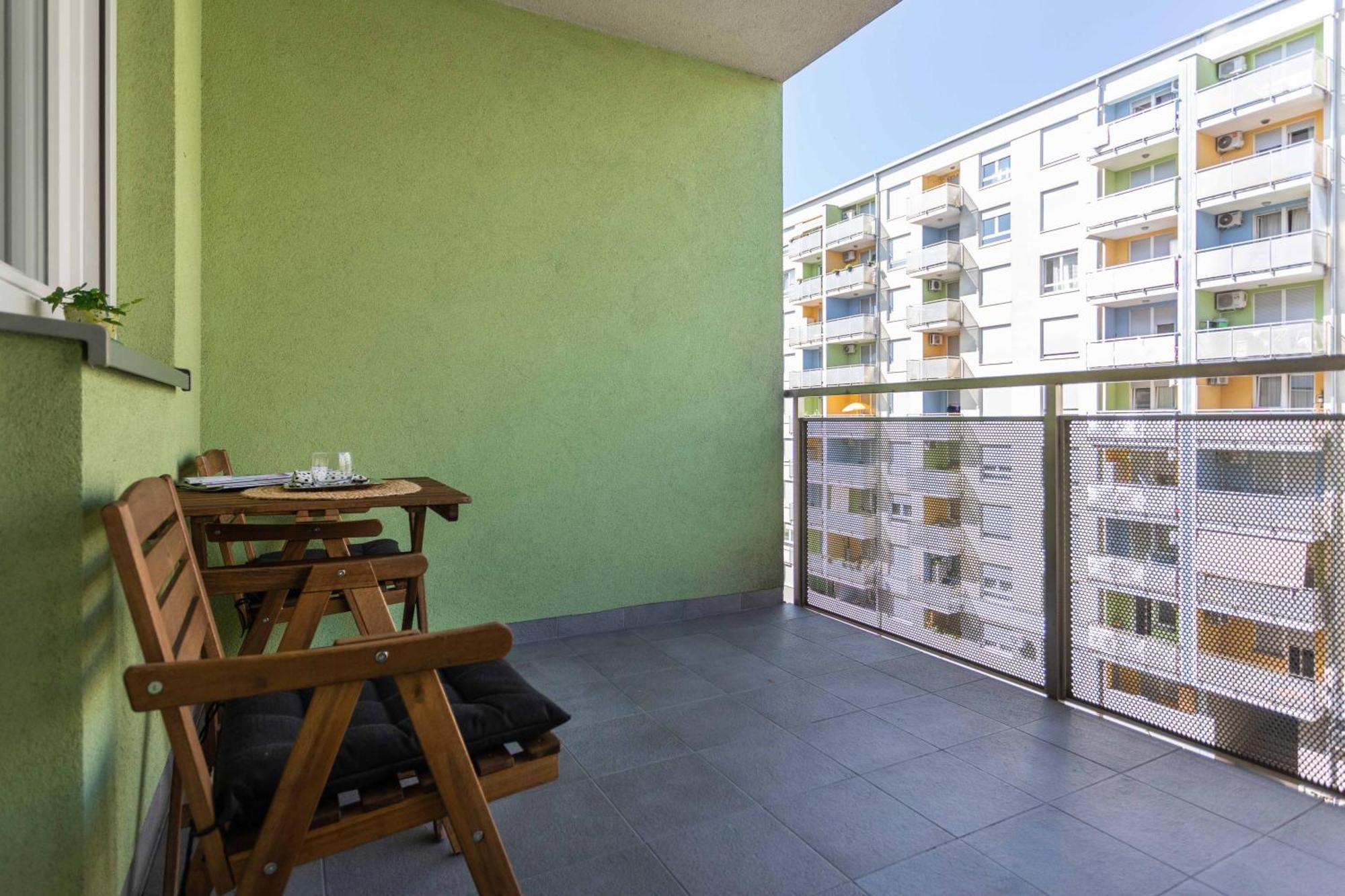 דירות זאגרב Sunny 1Bdr With Balcony & Parking מראה חיצוני תמונה